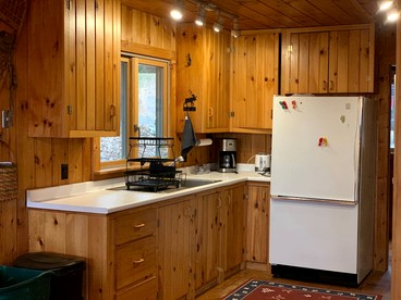 Enormous Lake Cabin Ideal for Large Groups in Maine - Greenville, Maine - glamping.directory
