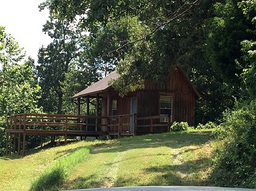 Secluded Cabin on Organic Working Farm in the Ozarks of Northern Arkansas - glamping.directory