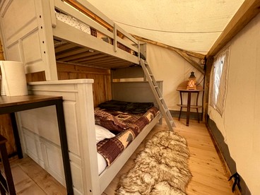 Glamping! Luxury Family Size Tent, Douglas County, Oregon - Idleyld Park, Oregon - glamping.directory