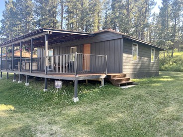 Pet Friendly Rapid City Getaway, Ideal for Family Glamping - Rapid City, South Dakota - glamping.directory