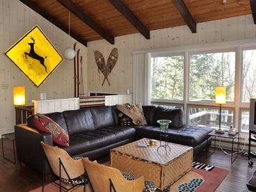 Secluded Family Mountain Rental with Fireplace in Windham, New York - Windham, New York - glamping.directory