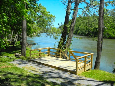 Pet-Friendly Yurt Getaway on the Shenandoah River in Luray, Virginia - Luray, Virginia - glamping.directory