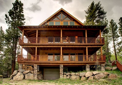 Eight-Bedroom Family Getaway with Mountain View at Brian Head, Utah - Panguitch Lake, Utah - glamping.directory