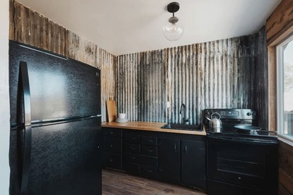 Peaceful Two Bedroom Cabin on Acres of Private and Secluded Land, Perfect for a Visit to Yosemite National Park - Dunlap, California - glamping.directory