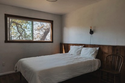 Peaceful Two Bedroom Cabin on Acres of Private and Secluded Land, Perfect for a Visit to Yosemite National Park - Dunlap, California - glamping.directory