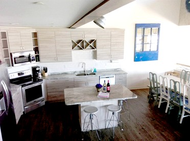 Stylish Lakefront Loft with Marina Views at Eldean Shipyard near Macatawa, Michigan - Macatawa, Michigan - glamping.directory