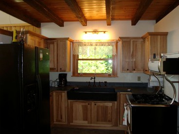 Family-Friendly Vacation Rental with View over Schoodic Lake near Bangor, Maine - Rangeley, Maine - glamping.directory