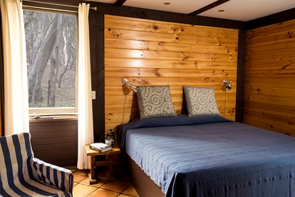 Peaceful Riverside Cabin Rental near Blue Mountains National Park and Mudgee, New South Wales - Sevierville, Tennessee - glamping.directory