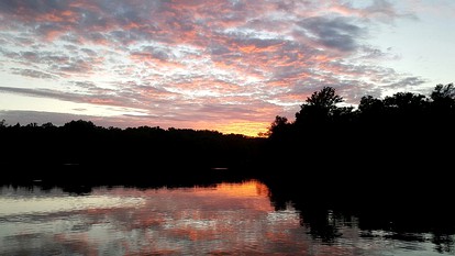 Cozy Lakeside Cabin Rental on 700-Acre Ranch near Dallas, Texas - Eustace, Texas - glamping.directory