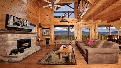 Modern Mountain Cabin Retreat with Game Room and Outdoor Pool in Sevierville, Tennessee - Sevierville, Tennessee - glamping.directory