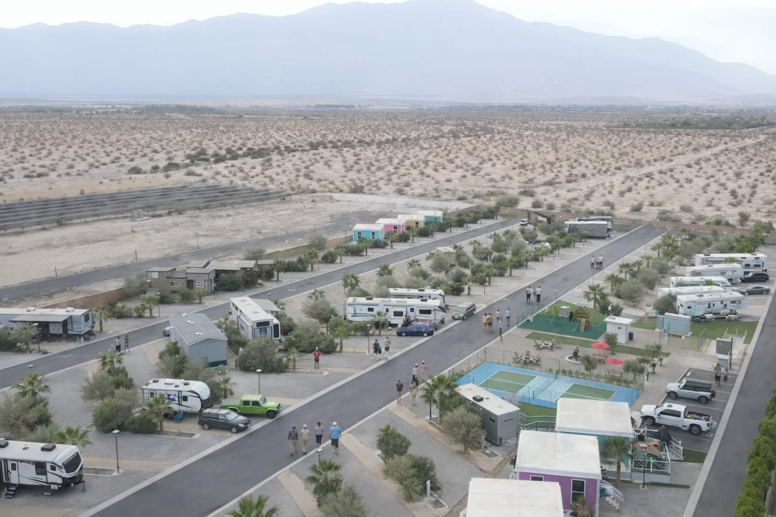 Paradise RV Park - Desert Hot Springs, California - glamping.directory
