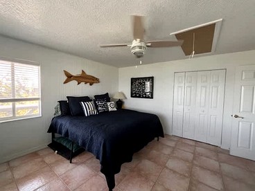 Gorgeous Waterfront Cottage with Private Dock and Incredible Bay Views for an Amazing Getaway in Placida, Florida - Placida, Florida - glamping.directory
