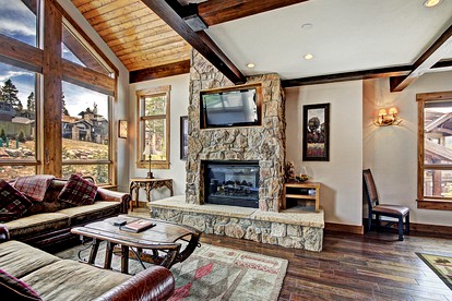 Spacious Luxury Cabin for Ski Getaway in Copper Mountain, Colorado - Copper Mountain, Colorado - glamping.directory