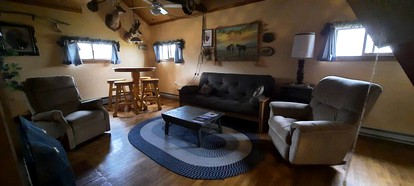Secluded Cottage on East Ash Creek near Fort Robinson State Park, Nebraska - Whitney, Nebraska - glamping.directory