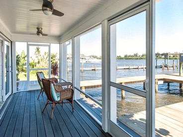 Waterfront Cottage Rental with a Heated Pool on the Indian River in Florida - Grant, Florida - glamping.directory