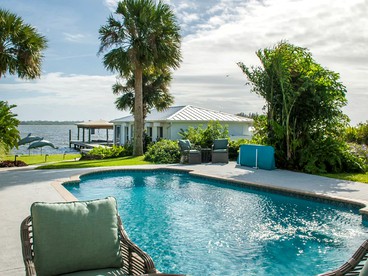 Waterfront Cottage Rental with a Heated Pool on the Indian River in Florida - Grant, Florida - glamping.directory