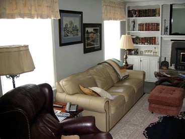 Comfortable Bed and Breakfast Room for Two in Aurora, Indiana - Aurora, Indiana - glamping.directory