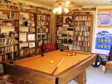 Comfortable Bed and Breakfast Room for Two in Aurora, Indiana - Aurora, Indiana - glamping.directory