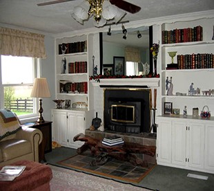 Comfortable Bed and Breakfast Room for Two in Aurora, Indiana - Aurora, Indiana - glamping.directory