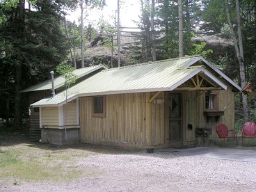 Comfortable Two-Bedroom Log Cabin Rental near Powderhorn, Colorado - Lake City, Colorado - glamping.directory