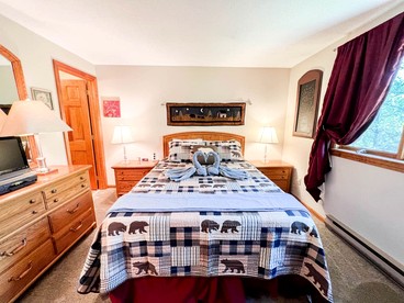 Spectacular Cottage with Game Room in North Conway, New Hampshire - North Conway, New Hampshire - glamping.directory
