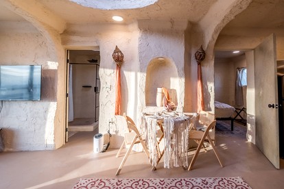 Luxury Cave Fantastic for a Great Glamping Experience in Utah - Iron County, Utah - glamping.directory