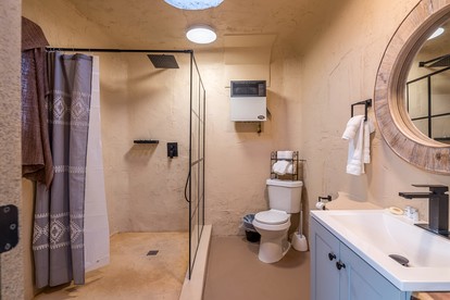 Luxury Cave Fantastic for a Great Glamping Experience in Utah - Iron County, Utah - glamping.directory