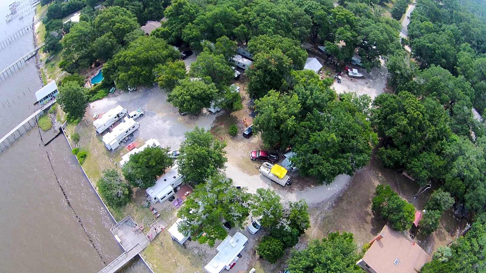 Fort Morgan RV Park - Gulf Shores, Alabama - glamping.directory