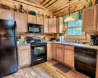 Secluded Cabin Rental Tucked Away in the Countryside near Hocking Hills Park, Ohio - Logan, Ohio - glamping.directory