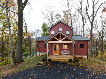 Exquisite Sunny Cabin Rental with a Hot Tub in Front Royal, Virginia - glamping.directory