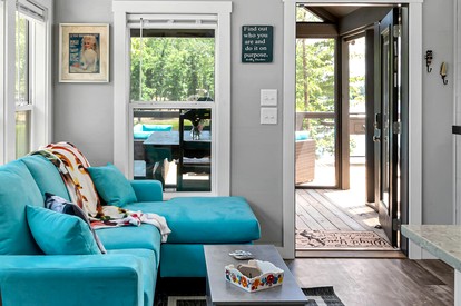 Spectacular Cabin Surrounded by Trees in Tracy City, Tennessee - Tracy City, Tennessee - glamping.directory