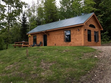 Handicapped Accessible Log Cabin Rental near Smugglers' Notch Park, Vermont - glamping.directory