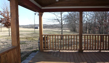 Idyllic Cabin Rental on a Charming Farm near White House, Tennessee - Cottontown, Tennessee - glamping.directory