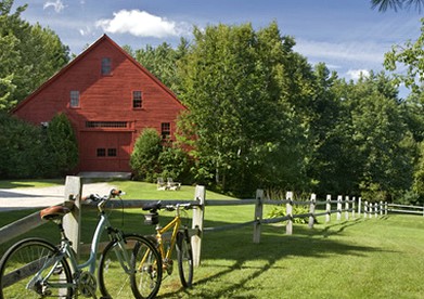 Quaint Bed and Breakfast Accommodation with Pond in Oxford County, Maine - Waterford, Maine - glamping.directory