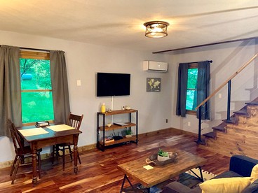 Cozy Cabin Rental on Sacred Land Ideal for Glamping in Kansas - Tonganoxie Township, Kansas - glamping.directory