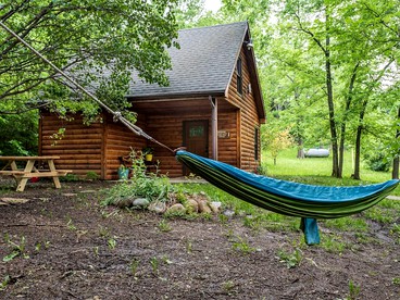 Cozy Cabin Rental on Sacred Land Ideal for Glamping in Kansas - Tonganoxie Township, Kansas - glamping.directory