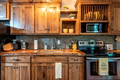 Cozy Cabin Rental on Sacred Land Ideal for Glamping in Kansas - Tonganoxie Township, Kansas - glamping.directory