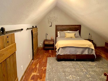 Cozy Cabin Rental on Sacred Land Ideal for Glamping in Kansas - Tonganoxie Township, Kansas - glamping.directory