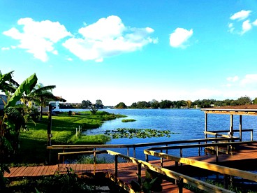 Pet-Friendly Tiny House Rental on Lake Fairview for a Vacation in Orlando, Florida - Orlando, Florida - glamping.directory