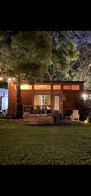 Pet-Friendly Tiny House Rental on Lake Fairview for a Vacation in Orlando, Florida - Orlando, Florida - glamping.directory
