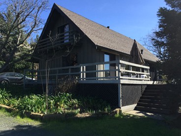 Spacious Fall Getaway with Two Separate Cottages near Napa, California - glamping.directory