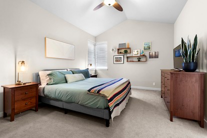 The Pendleton – Walkable / Arcade Loft / Modern in Eugene, OR - Eugene, Oregon - glamping.directory