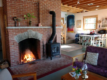 Coastal Vacation Rental with Fireplace near the Acadia National Park in Maine - Sullivan, Maine - glamping.directory