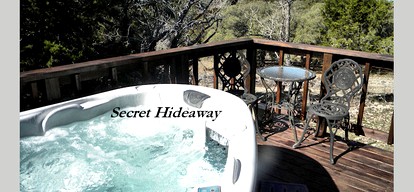 Romantic Tree House-Style Cottage with Fredericksburg Valley Views in Texas Hill Country - Fredericksburg, Texas - glamping.directory