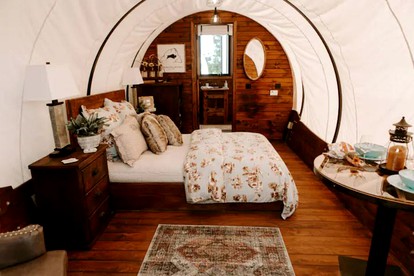 Family Wagon, Perfect for a Gainesville Escape - Melrose, Florida - glamping.directory