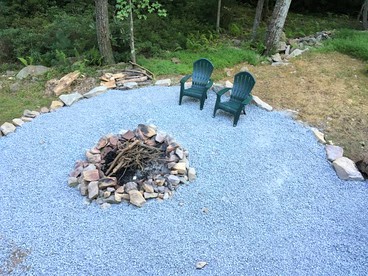 Cozy Vacation Rental for 10 with a Fire Pit in Jim Thorpe, Pennsylvania - Jim Thorpe, Pennsylvania - glamping.directory