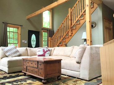 Cozy Vacation Rental for 10 with a Fire Pit in Jim Thorpe, Pennsylvania - Jim Thorpe, Pennsylvania - glamping.directory