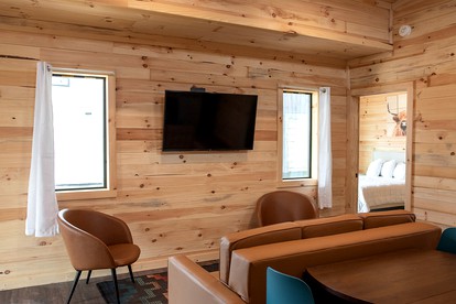 Cute Cabin Rental in Waco, for Wonderful Family Glamping in Texas - Waco, Texas - glamping.directory