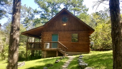 Real Private Cabin with Idyllic for a Secluded Romantic Getaway in Arkansas - Eureka Springs, Arkansas - glamping.directory