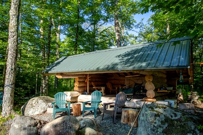 Rustic Glamping Shelter for an Outdoor Getaway in the Adirondacks, New York - glamping.directory